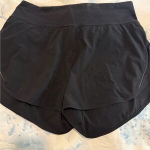 Lululemon Run Off Route High-Rise Short 4”